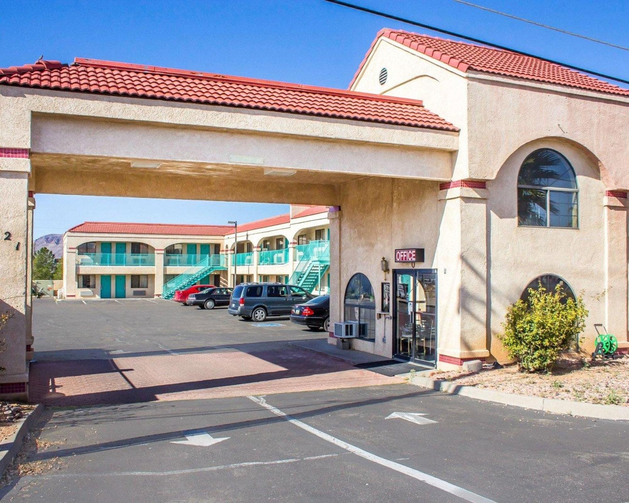 Travelodge By Wyndham Kingman Kültér fotó