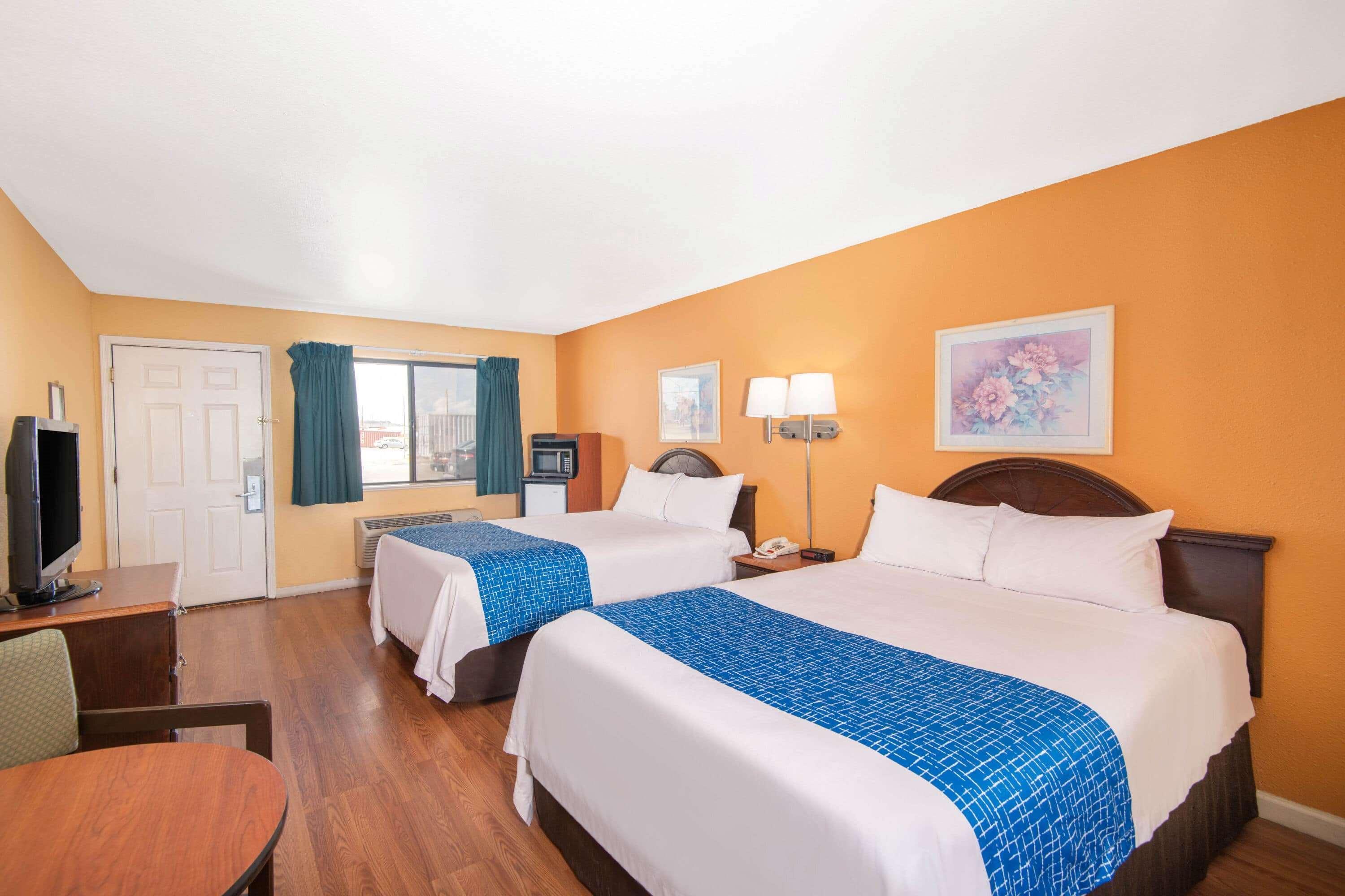 Travelodge By Wyndham Kingman Kültér fotó