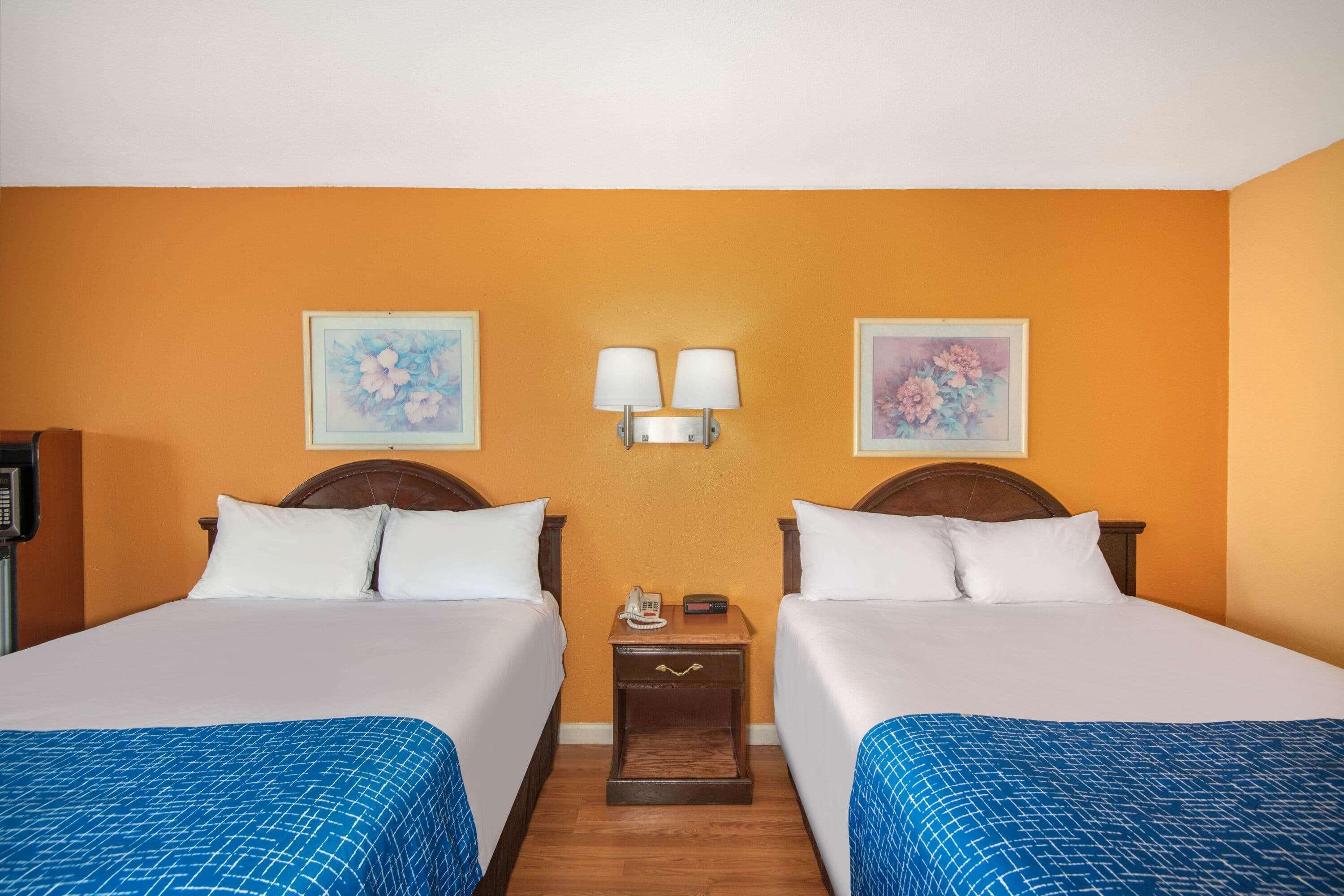 Travelodge By Wyndham Kingman Kültér fotó