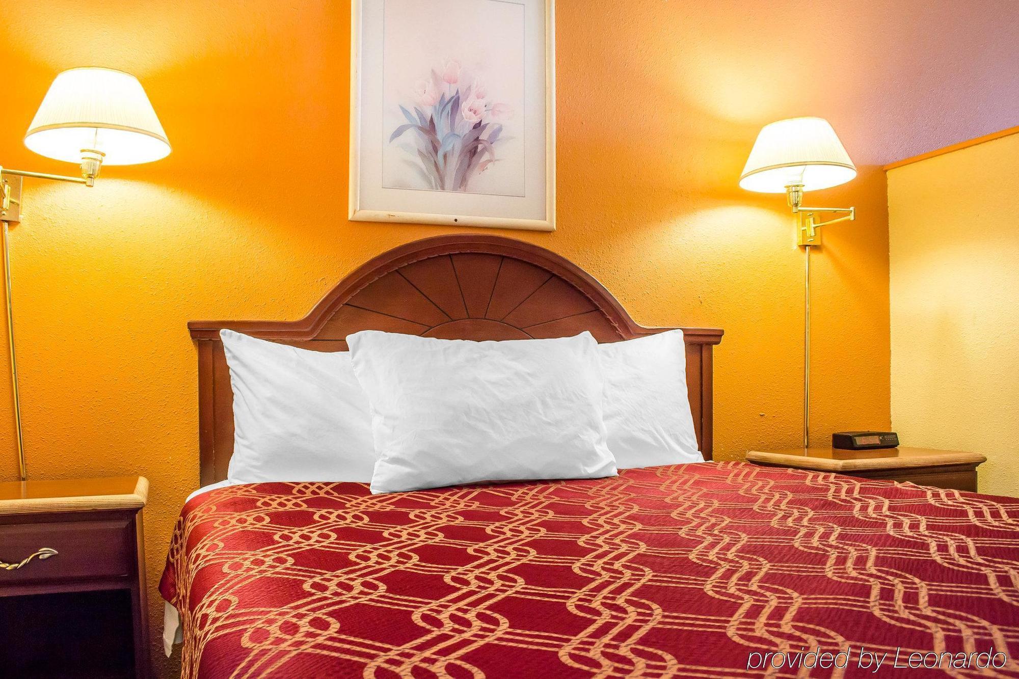 Travelodge By Wyndham Kingman Kültér fotó